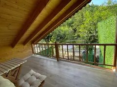 Ayder Yaylası yakınında doğa içinde modern bungalow ev